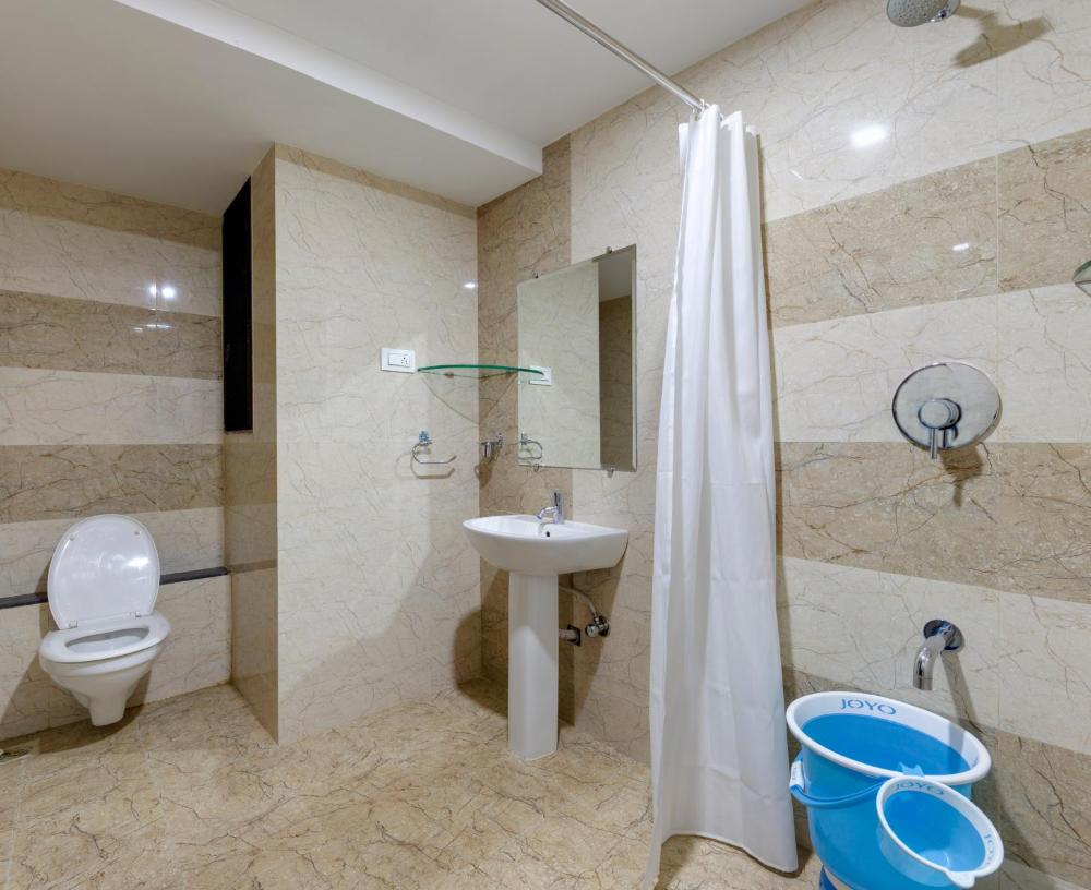 Deluxe Room AC